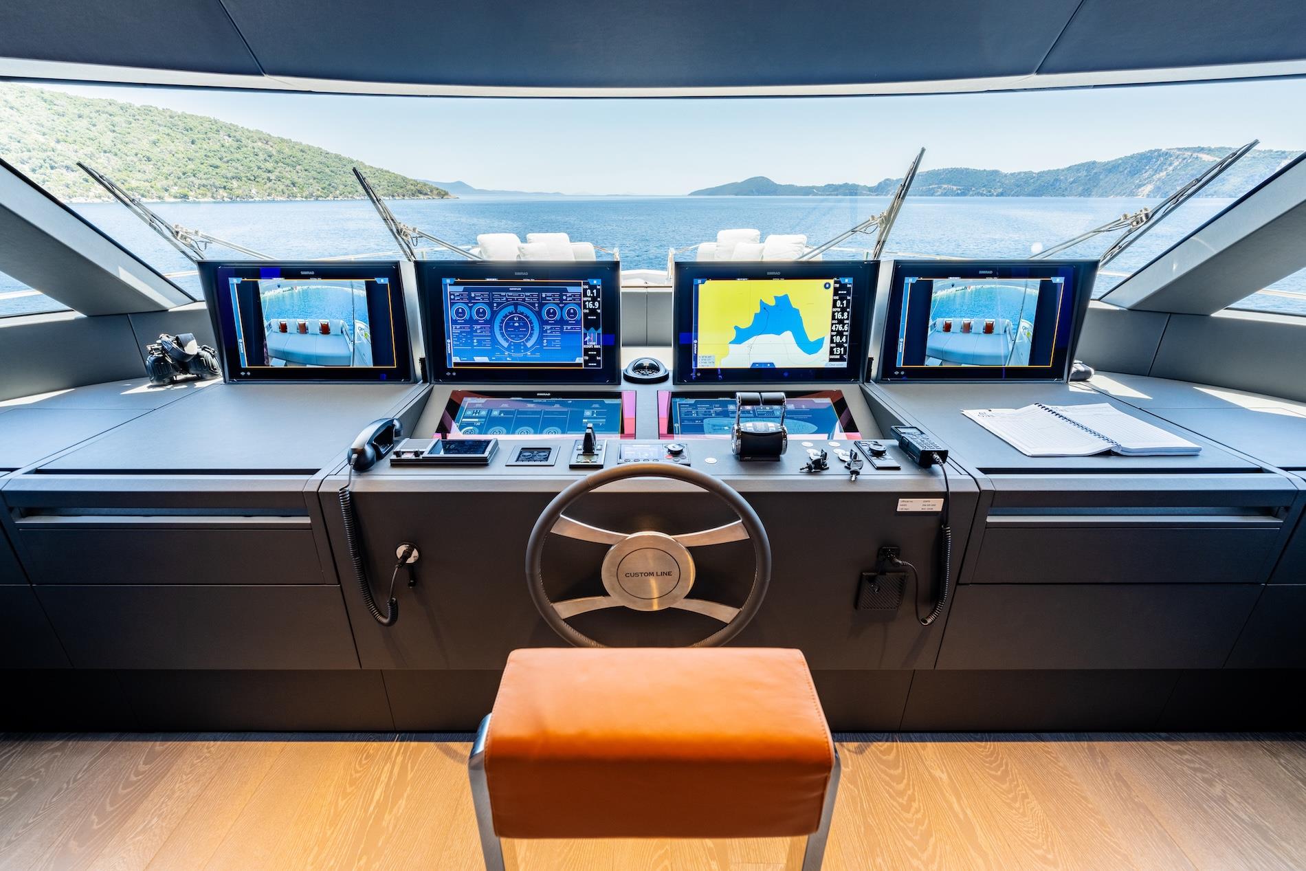 2024 CUSTOM LINE NAVETTA 30 